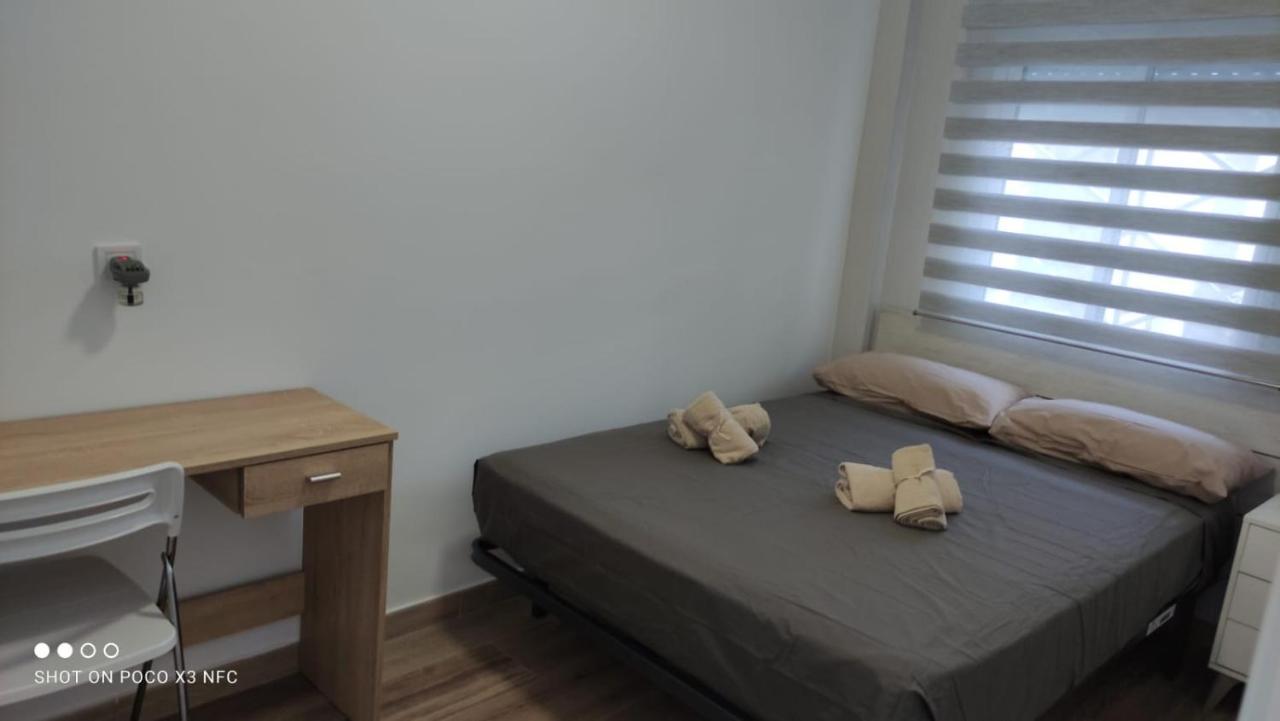 Malvarosa Beach Private Garden Apartment Valencia Luaran gambar